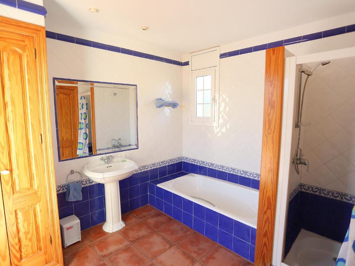 Villa Villa Caleta By Interhome Les Tres Cales Екстериор снимка