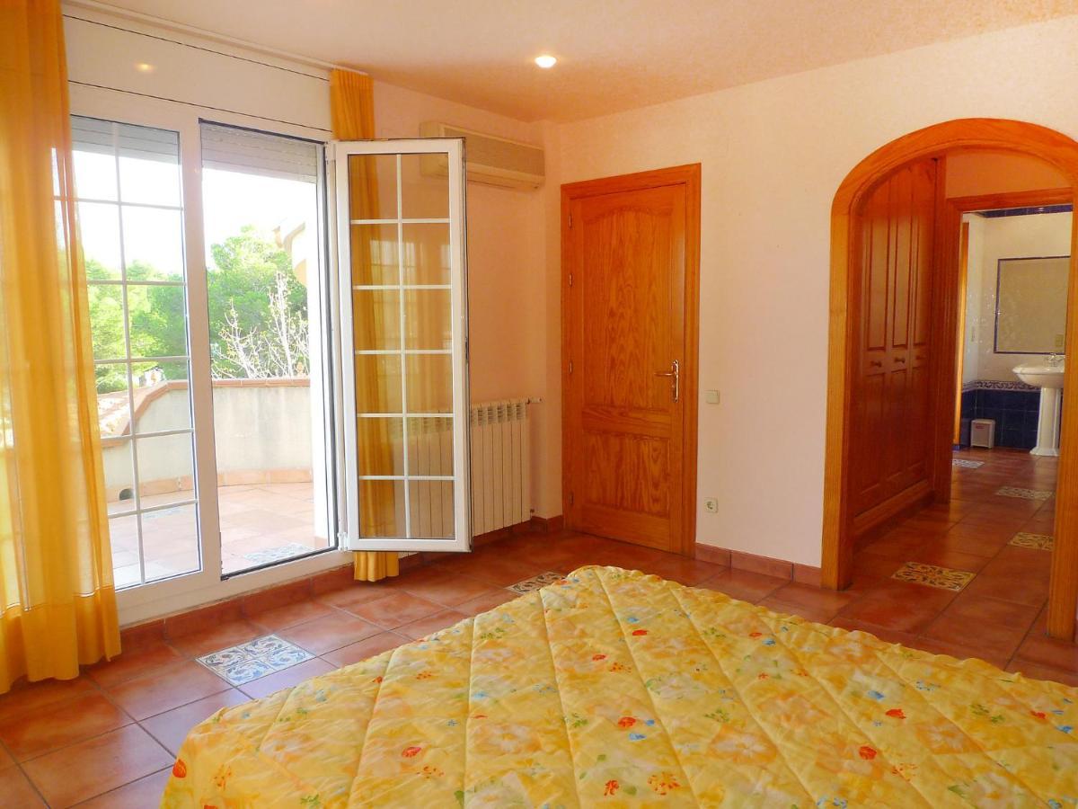 Villa Villa Caleta By Interhome Les Tres Cales Екстериор снимка